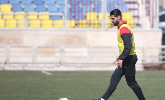بازیکن مغضوب ناگهان محبوب شد/ تشویق شماره ۸ در تمرین پرسپولیس!