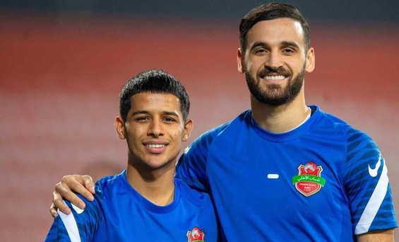 پرسپولیس در انتظار تصمیم مربی فرانسوی!/ هافبک دفاعی محبوب دوباره برمی گردد؟