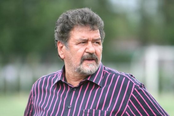 آقای جهانبخش؛ فوراً این ماجرا را تمام کن!