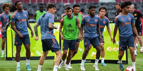 تنبیه در تمرینات منچستریونایتد؛ «گل بخور، شنا برو»