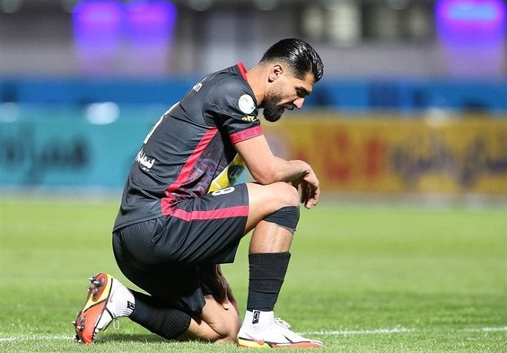 اسدی و پرسپولیس به بن‌بست رسیدند