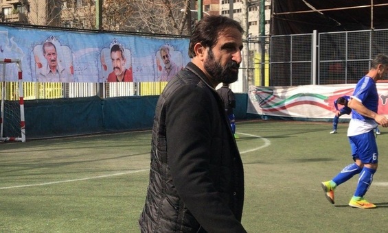 مجری درجه ۳ نمی تواند نام بازیکن درجه یک را پاک کند؟/ راستش را بگو؛ خودت را برای چه‌کسی شیرین می کنی؟