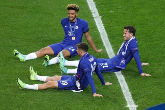 تصویر جنجالی از دو ستاره رقیب ایران در یک کلاب+عکس