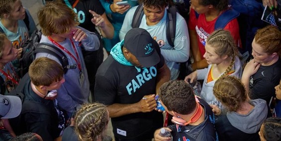 پیام دلگرم‌کننده ستاره کشتی جهان از ارتباط با مردم