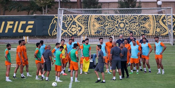 آغاز معاینات پزشکی پیش از فصل لیگ برتری‌ها با سپاهان