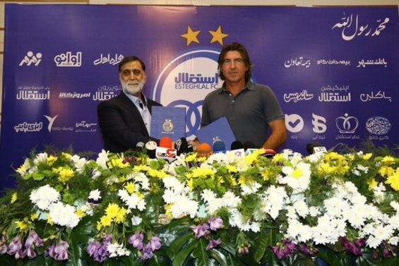 عملکرد مربیان خارجی در تاریخ استقلال