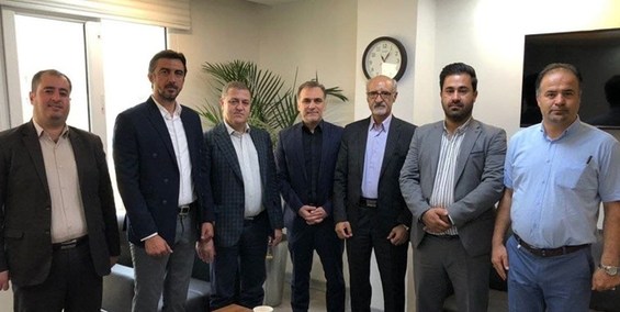 جلسه مدیرعامل و سرمربی آلومینیوم اراک با سرپرست فدراسیون فوتبال