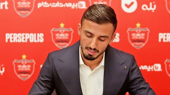 خانوادهام پرسپولیسی هستند؛ من هم به رویایم رسیدم