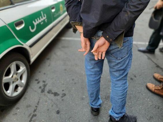اظهارات باورنکردنی سارق گردنبند فوتبالیست معروف؛ من بازیگر و کارگردان تئاترهای موزیکال هستم
