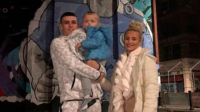 خیانت دوباره وینگر آبی&zwnj;ها به همسرش/عکس