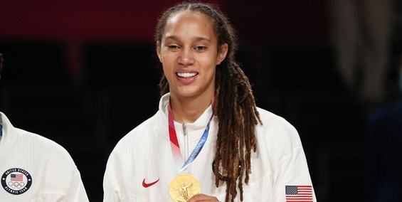 قهرمان آمریکایی المپیک همچنان در بازداشت روسیه