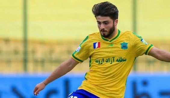 گزینه آبی ها یک قدم دیگر به استقلال نزدیک شد