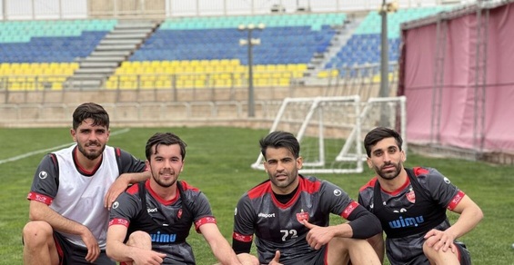 خودسوزی عجیب بازیکن پرسپولیس/ گزینه یحیی جانشین ستاره جنجالی می شود!