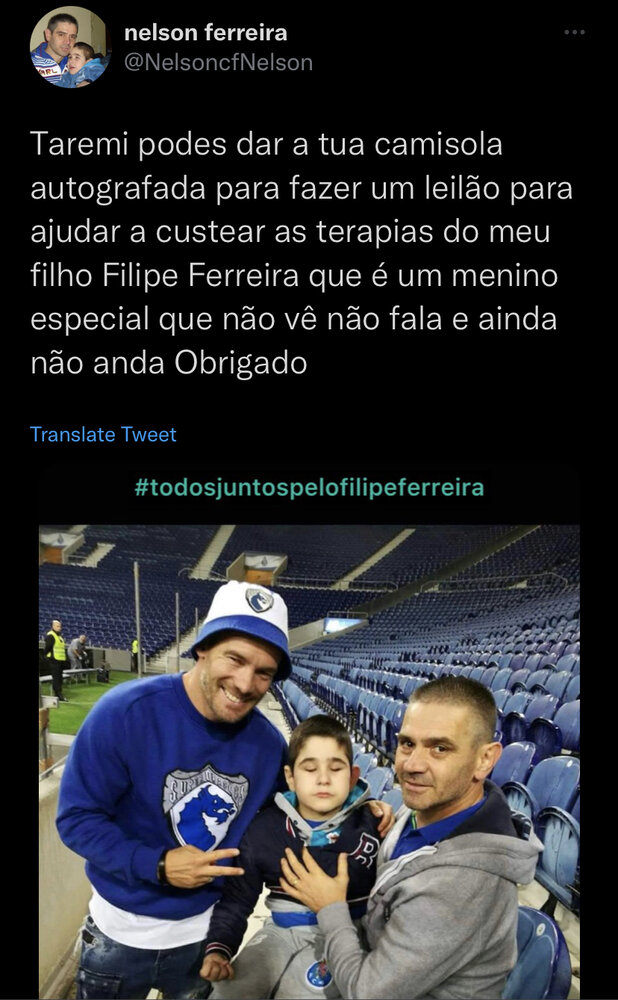 درخواست هوادار پورتو از طارمی: پیراهنت را برای پسرم به حراج بگذار!/عکس