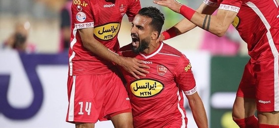 مهاجم مصدوم پرسپولیس پا به توپ میشود/ وضعیت عجیب خط حمله سرخها در بازی با فولاد