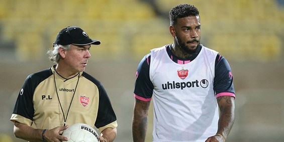 برنامه باشگاه پرسپولیس برای حل مشکل مربیان و بازیکنان خارجی