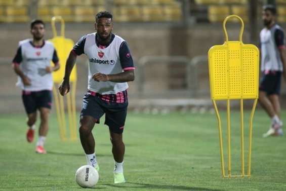 امید پرسپولیسیها به درخشش لوکادیا