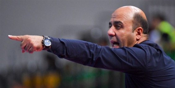 تقی‌پور: آب و هوای هرمزگان بازی را برای بازیکنانم سخت کرد/ شروع خوبی داشتیم