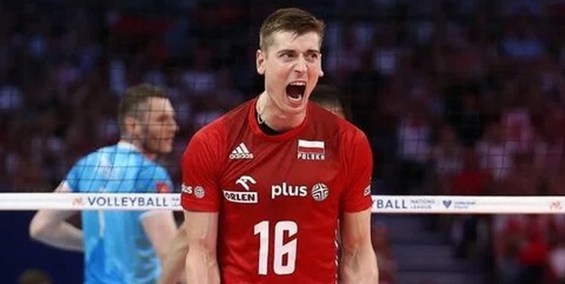 سمنیوک: می‌خواهیم قهرمان شویم/ تماشاگران می‌توانند حریف را فلج کنند