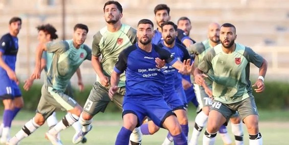 مدافع گل‌گهر: در تیم قلعه‌نویی همه تفکر قهرمانی دارند/ امیدوارم امسال حق‌مان خورده نشود