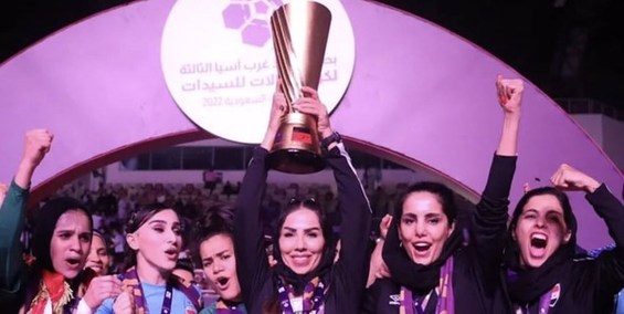 تاریخ سازی مربی بانوی ایرانی، اروپایی‌ها را به تکاپو انداخت