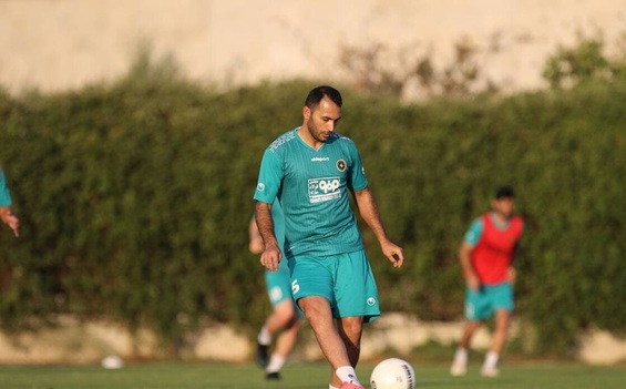 گلایه های مدافع سابق تیم ملی/ فوتبال من تمام نشده است!