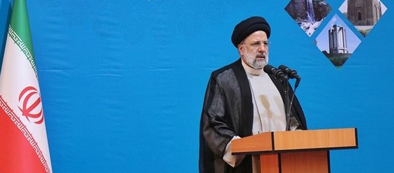 حضور رئیس جمهور و وزیر ورزش در بازگشایی ورزشگاه وطنی/ مدیرعامل نساجی استعفایش را پس گرفت