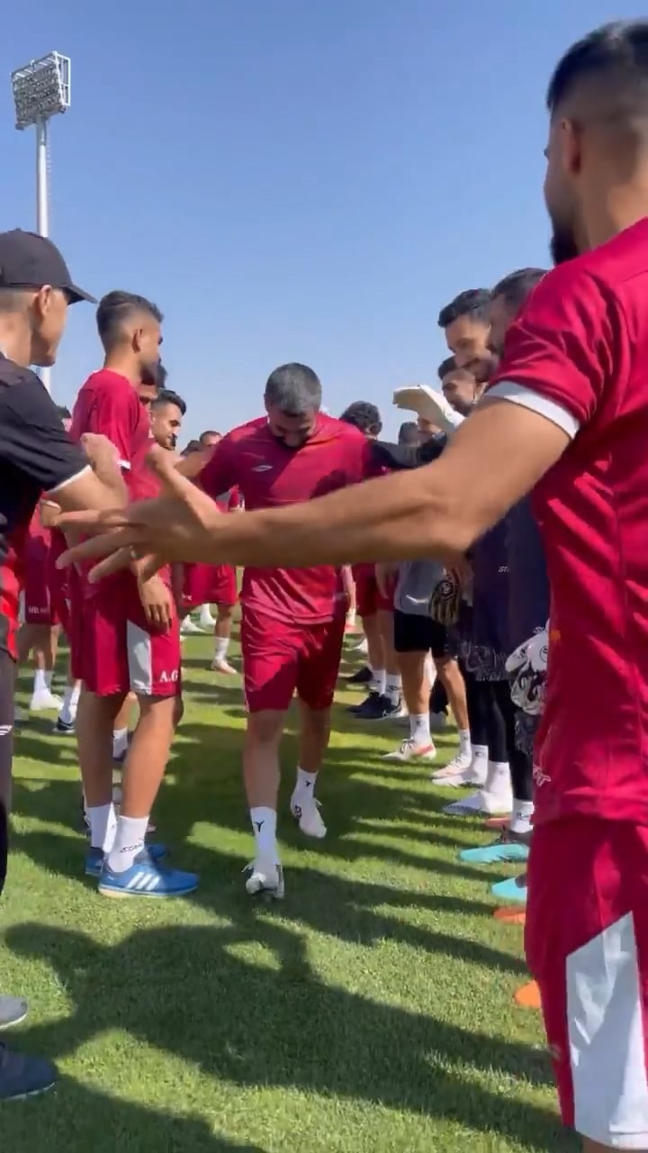 بمب استقلال در تونل وحشت تراکتوری&zwnj;ها/عکس