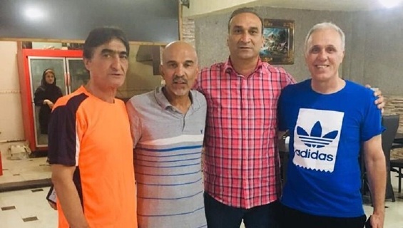 پرسپولیس همه جوره خوش شانسی آورد/ پرسپولیس هنوز آن تیمی نیست که دوستش داریم