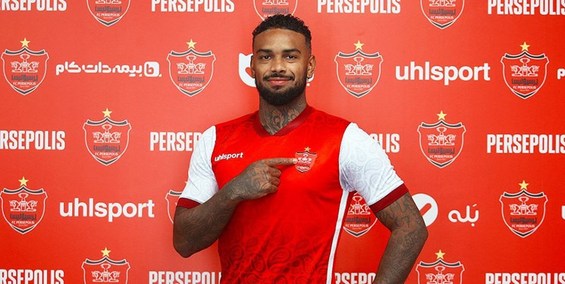 واکنش سپاهان به خریدهای خارجی پرسپولیس