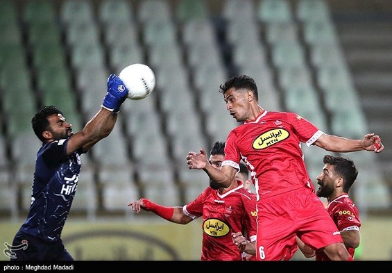 مدیرعامل باشگاه هوادار: در ورزشگاه پاس قوامین با پرسپولیس بازی میکنیم