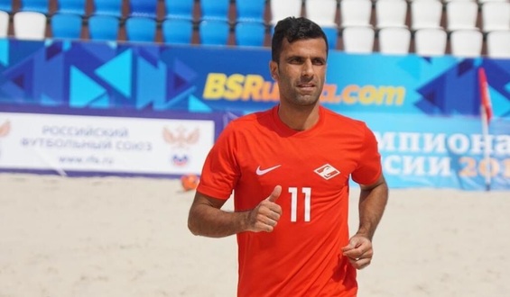 قصد و قرضی از انتشار استوری‌ها نداشتم/ تعارف ندارم؛ من در انتخابات به علی کریمی رای دادم!