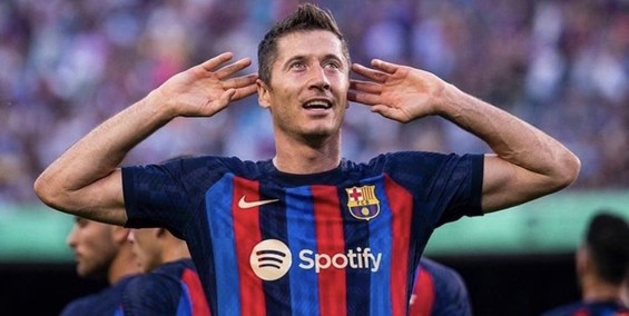 لواندوفسکی بلای جان بایرن در نیوکمپ!