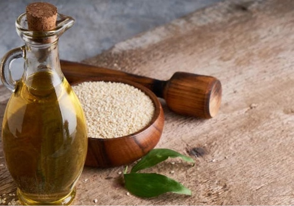 خواص روغن کنجد سنتی احمد چیست؟
