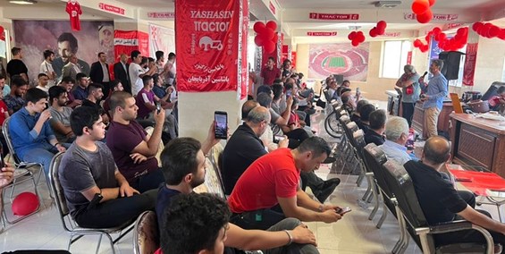 حاشیه بازی تراکتور و نفت آبادان|درخواست هواداران از کی‌روش و تشویق بردیف در ورزشگاه