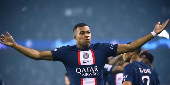 امباپه مچ رونالدو و مسی را خواباند