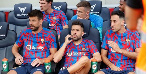 پیکه محکوم به شکست در بارسلونا