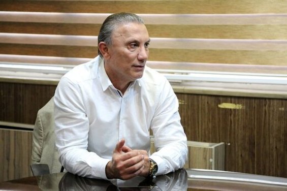 کنایه سرمربی سابق پرسپولیس به ساپینتو؛ مربی خارجی باید الگوی اخلاقی باشد!