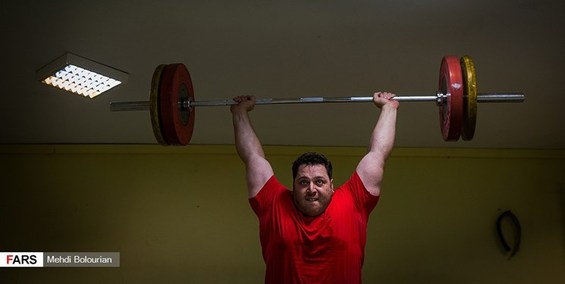 آخرین وضعیت اردوی تیم ملی وزنه برداری و ملی پوشان از زبان علی حسینی