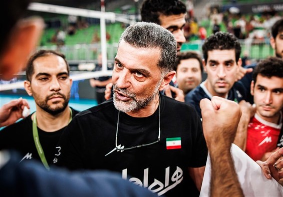 عطایی:‌ ایران آن تیمی نبود که مقابل آرژانتین بازی کرد  هدف ما این است که به عنوان تیم اول گروه صعود کنیم