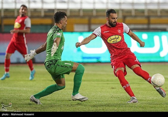 برزگر: پرسپولیس بنیان کارش را درست کند/ گلمحمدی بهتر از بقیه مشکل را میداند