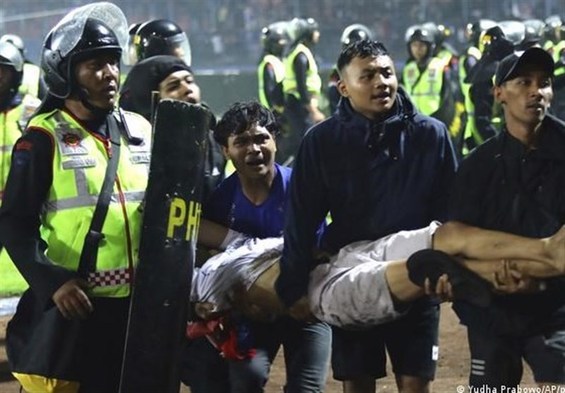 معرفی ۳ پلیس و ۳ شهروند مقصر در تراژدی فوتبال اندونزی