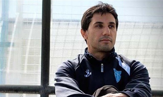 پول لوکادیا را زودتر بدهید، او تمرکز ندارد!/ پرسپولیس، از سپاهان و فولاد باید راهکار بگیرد