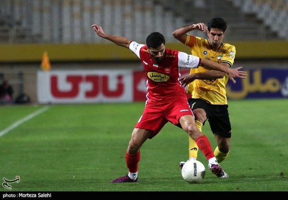آقایی: گل‌محمدی برگ برنده‌اش را دوباره رو کند