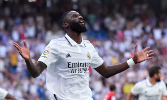 گلزنی با طعم خون؛ مصدومیت وحشتناک یک رئالی+عکس