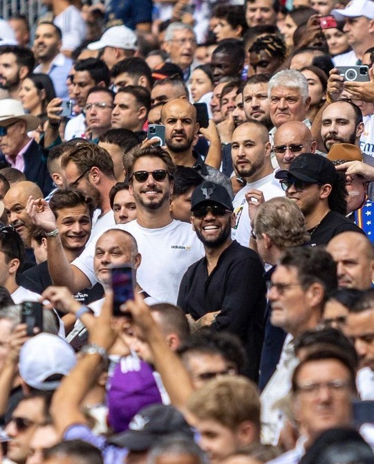 تیم فوتبال بارسلونا , تیم فوتبال رئال مادرید ,