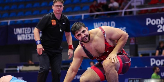 کشتی فرنگی امیدهای جهان| ستاره جدید ترک‌ها در سنگین‌وزن