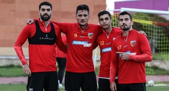 علی کریمی از رهایی کامل درآمد+عکس