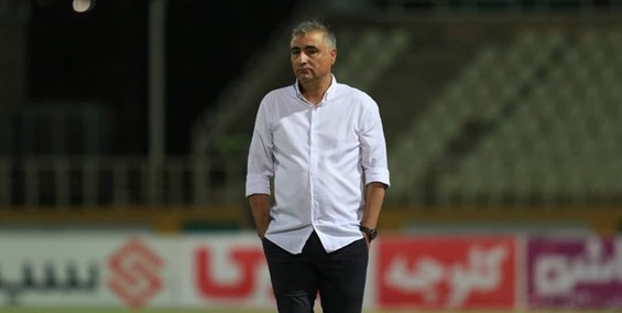 حاشیه بازی پیکان و هوادار| اعلام نشدن پنالتی بازی را به جنجال کشید