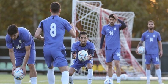 کیروش پرسپولیسی ها را مرخص میکند